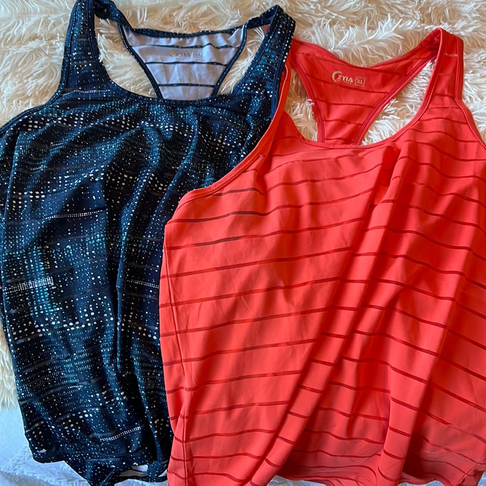 Set of Zyia tanks - XL